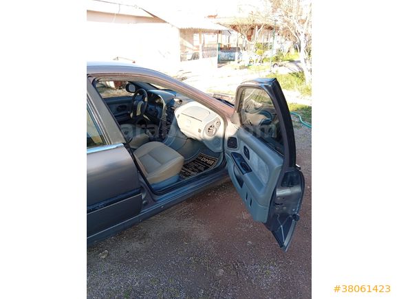 Sahibinden Renault Laguna 1.8 RXE 2000 Model