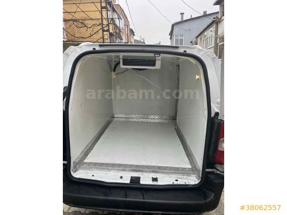 Sahibinden Citroen Berlingo 1.5 BlueHDI 2023 Model  84.000 km Beyaz