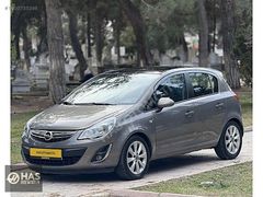Has Otomotiv'den Opel Corsa Otomatik 16 jant Cam Tavan