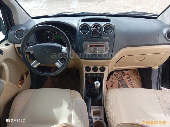 Sahibinden Ford Tourneo Connect 110PS 2010 Model