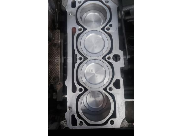 Gümrük Girisli Volkswagen Passat Variant 1.6 2000 Model Nevşehir