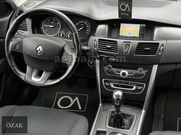 ÖZAK-2012 MODEL RENAULT LATİTUDE 1.5 DCI PRİVİLEGE NAVİGASYON