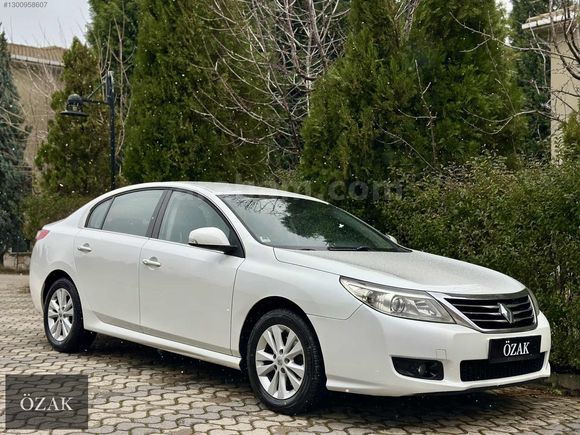 ÖZAK-2012 MODEL RENAULT LATİTUDE 1.5 DCI PRİVİLEGE NAVİGASYON