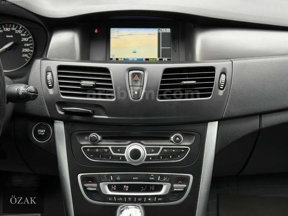 ÖZAK-2012 MODEL RENAULT LATİTUDE 1.5 DCI PRİVİLEGE NAVİGASYON