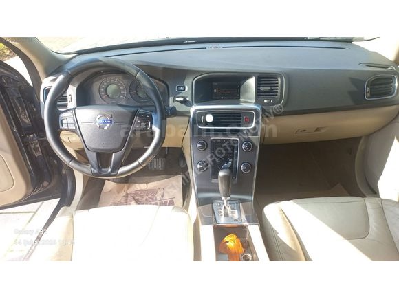 2011 MODEL VOLVO S60 2.0T