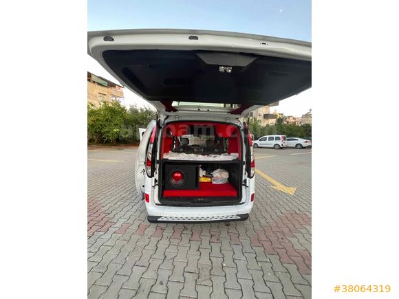 Sahibinden Renault Kangoo Multix 1.5 dCi Touch 2013 Model 