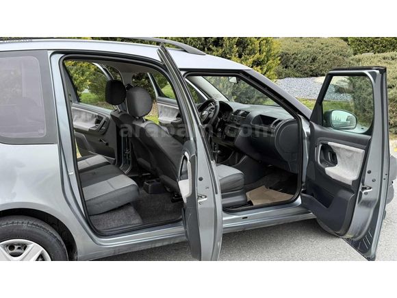 * SKODA ROOMSTER!!