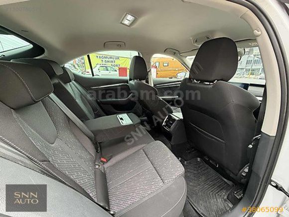 2024 SKODA OCTAVİA 1.5 E TEC PREMIUM 47.000 KM HATASIZ BOYASIZ