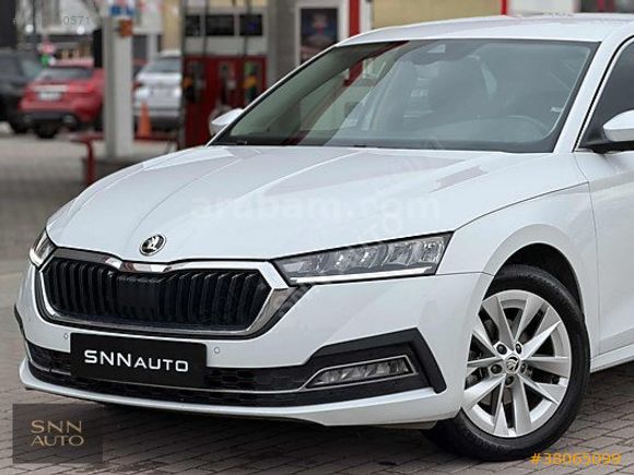 2024 SKODA OCTAVİA 1.5 E TEC PREMIUM 47.000 KM HATASIZ BOYASIZ