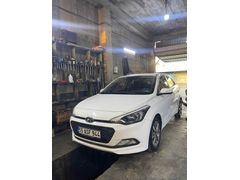 Sahibinden Hyundai i20 1.4 CRDi Style 2015 Model 