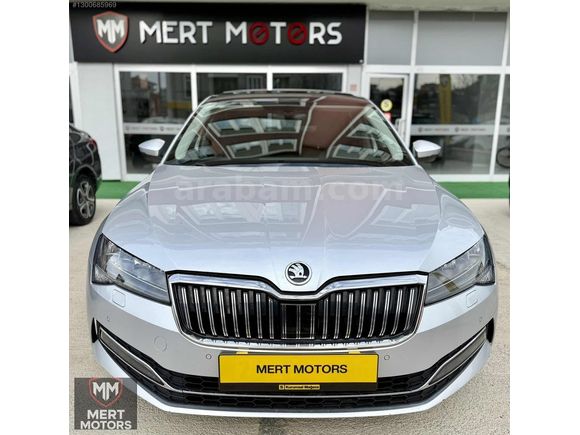 SKODA SUPERB PRESTIGE 1.5 TSI DSG CAM TAVAN BOYASIZ