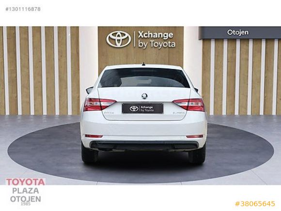 TOYOTA PLAZA OTOJEN'DEN 2017 SUPERB 1.6 TDİ GREENTECH ACTİVE