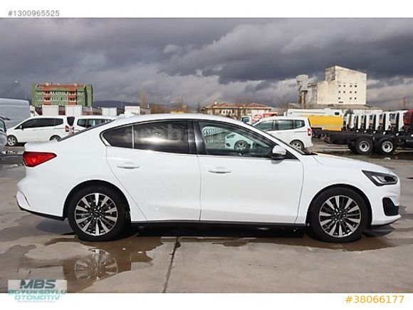 MBS BÜYÜKSOYLU'DAN 2023 MODEL FORD FOCUS 1.5 ECOBLUE TITANIUM X