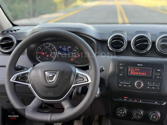 BEYGÜVEN AUTO'DAN 2020 MODEL DİZEL MASRAFSIZ DUSTER 4X4