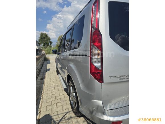 Galeriden Ford Tourneo Connect 1.5 EcoBlue Titanium 2020 Model Muğla