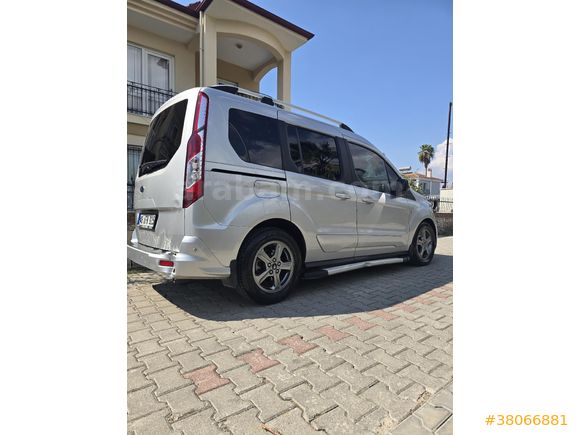 Galeriden Ford Tourneo Connect 1.5 EcoBlue Titanium 2020 Model Muğla