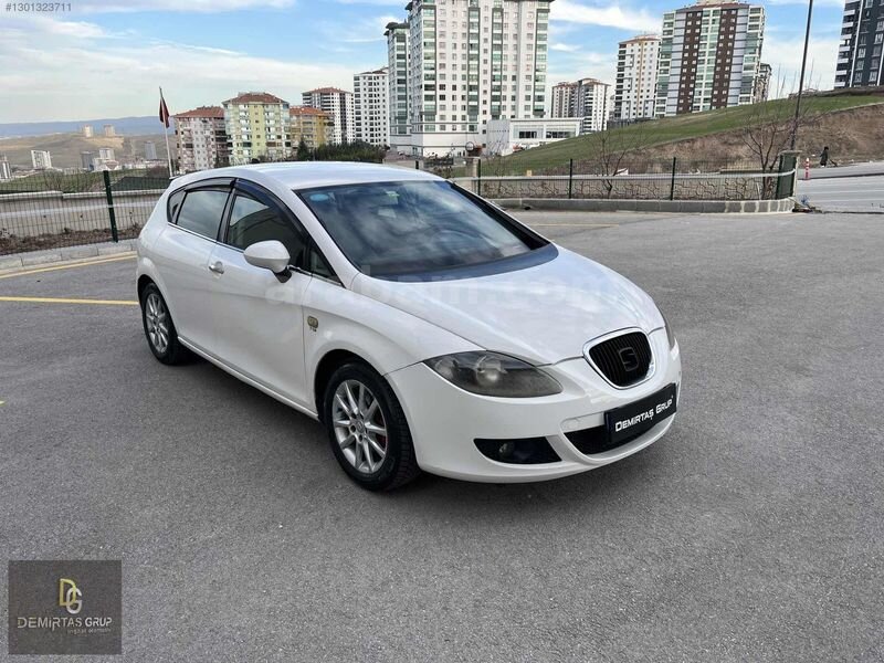 Galeriden Seat Leon 1.4 TSI Style 2011 Model Ankara 224.000 km Beyaz