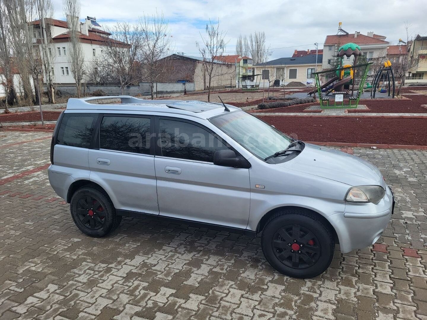 2003 model hrv 1.6 benzin lpg 4 çeker 7