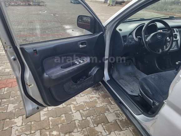 2003 model hrv 1.6 benzin lpg 4 çeker