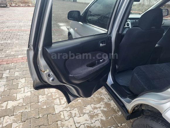 2003 model hrv 1.6 benzin lpg 4 çeker
