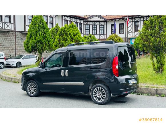 Sahibinden Fiat Doblo Combi 1.6 Multijet Premio 2010 Model  258000 km Siyah