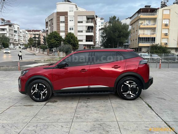 Galeriden Peugeot 2008 1.2 PureTech Allure 2024 Model Antalya