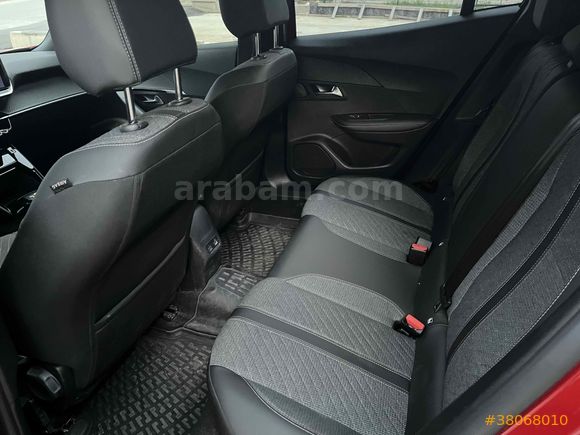 Galeriden Peugeot 2008 1.2 PureTech Allure 2024 Model Antalya
