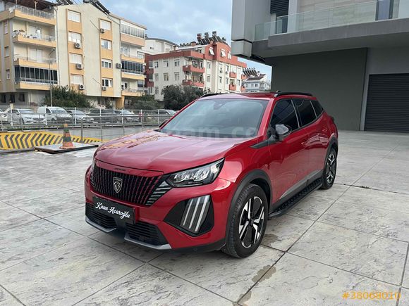 Galeriden Peugeot 2008 1.2 PureTech Allure 2024 Model Antalya