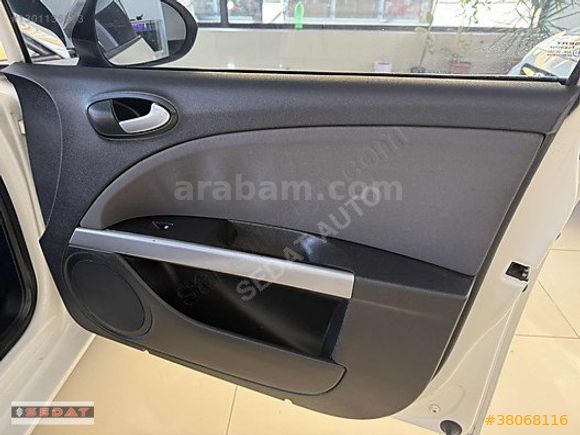 2011 SEAT LEON 1.6 TDİ CR STYLE OTOMATİK VİTES