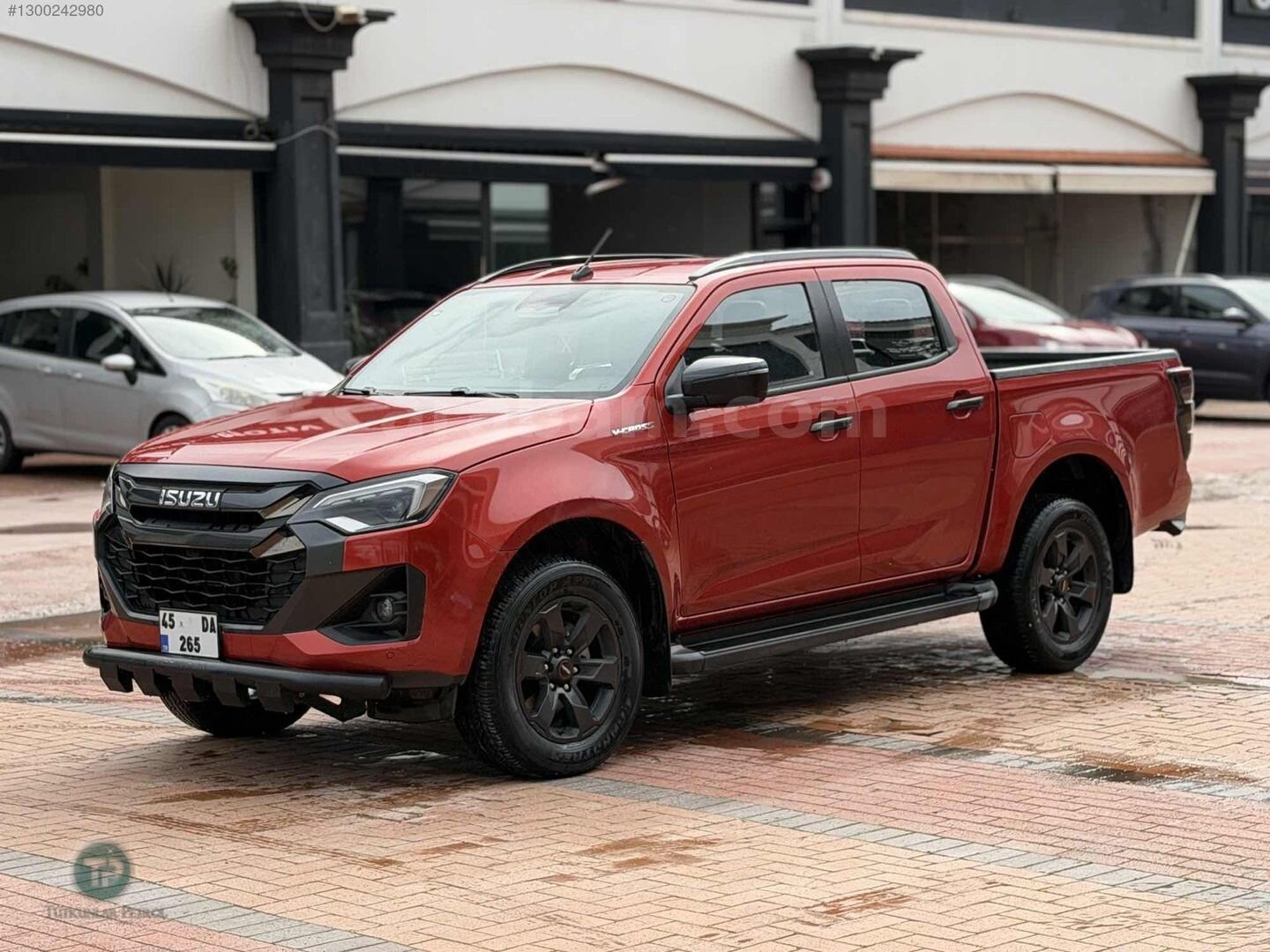 2024 MODEL D-MAX 1.9 D V CROSS 20 BIN KM BOYASIZ TAKAS OLUR 3