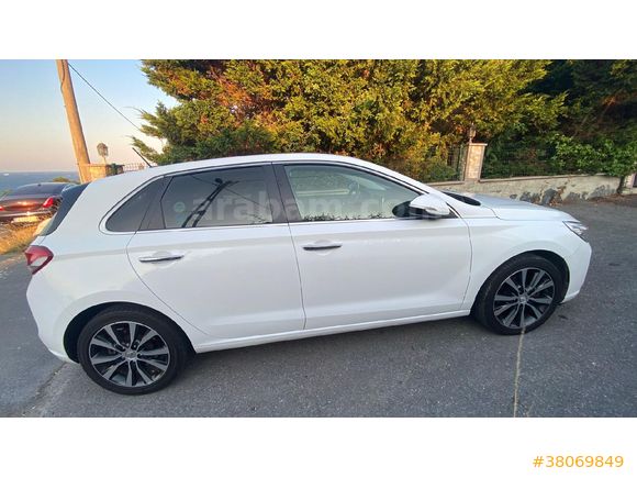Sahibinden Hyundai i30 1.6 CRDi Elite 2017 Model