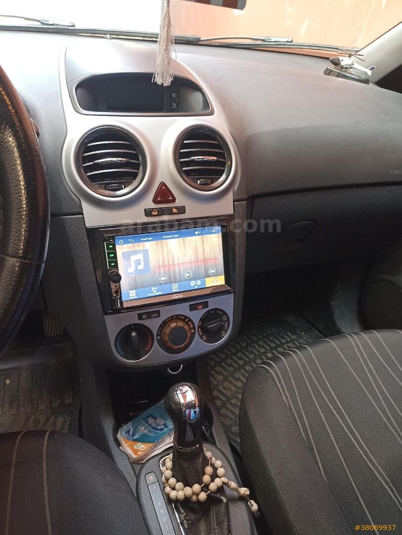 Sahibinden Opel Corsa 1.4 Twinport Enjoy 2009 Model İstanbul 228.500 km Gri 6