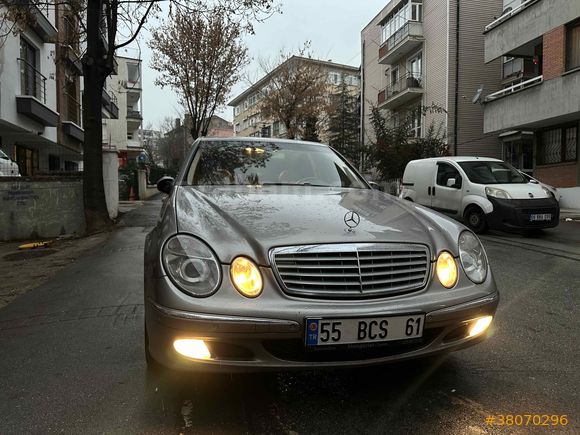 EMSALSIZ TRDE TEK 2004 E200 Kompresör Elegance 150binde
Hatasız