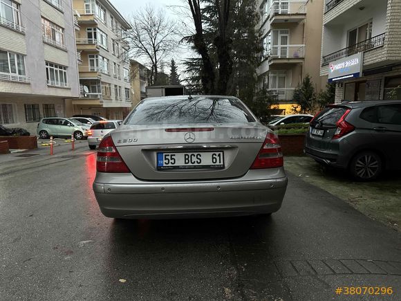 EMSALSIZ TRDE TEK 2004 E200 Kompresör Elegance 150binde
Hatasız