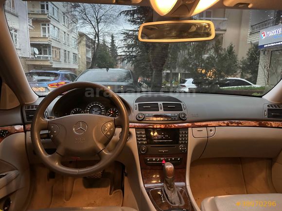 EMSALSIZ TRDE TEK 2004 E200 Kompresör Elegance 150binde
Hatasız
