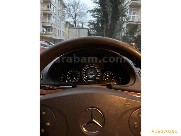 EMSALSIZ TRDE TEK 2004 E200 Kompresör Elegance 150binde
Hatasız