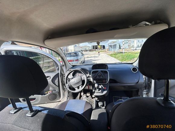 Sahibinden Renault Kangoo Multix 1.5 dCi Touch 2016 Model 
