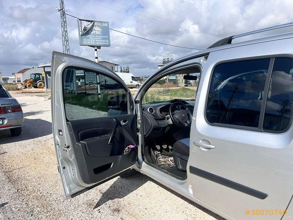 Sahibinden Renault Kangoo Multix 1.5 dCi Touch 2016 Model 
