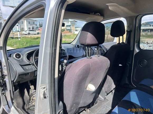 Sahibinden Renault Kangoo Multix 1.5 dCi Touch 2016 Model 