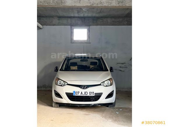 ÖĞRETMENDEN Satılık Hyundai i20 Elite - 6 vites - HATASIZ’a yakın- Masrafsız