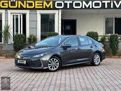 GÜNDEM'DEN 2024 MODEL BOYASIZ TOYOTA COROLLA 1.5 DREAM