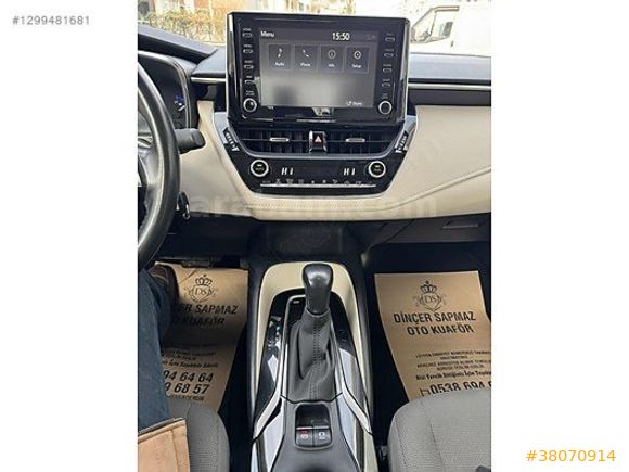 AUTO CMR'DEN 2022 COROLLA 1.5 DREAM OTOMATİK 71 BİNDE