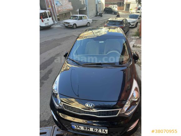 Sahibinden Kia Rio 1.4 CRDi Concept Plus 2016 Model İstanbul 37.000 km Siyah