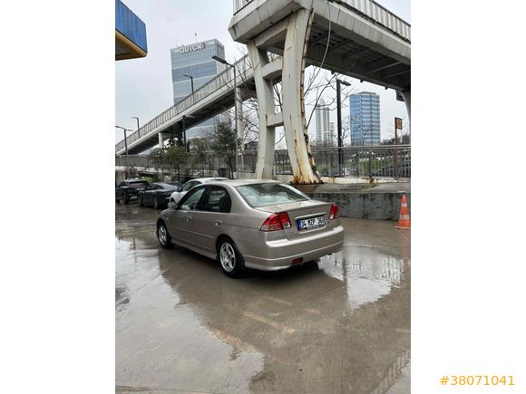 Sahibinden Honda Civic 1.6i VTEC LS 2005 Model 