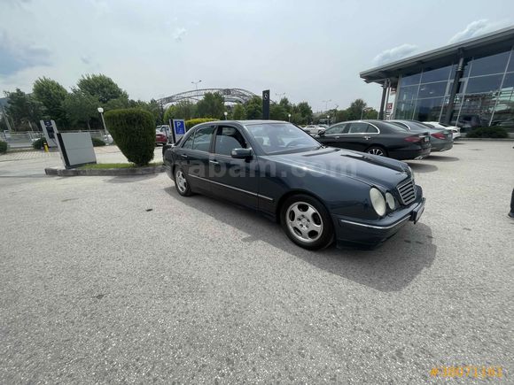 Sahibinden Mercedes - Benz E 200 Kompressor Avantgarde 2001 Model  418.000 km Yeşil (metalik)