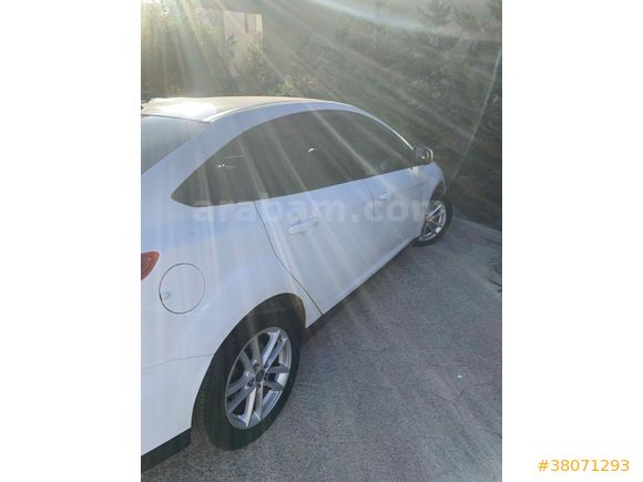 Sahibinden Ford Focus 1.6 TDCi Trend X 2015 Model Beyaz