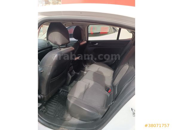 Sahibinden Renault Megane 1.5 Blue DCI Touch 2019 Model