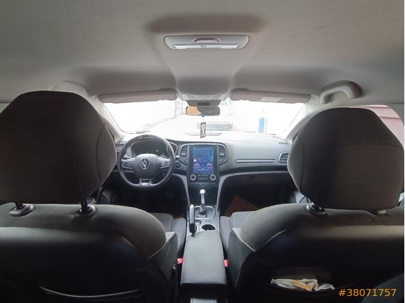 Sahibinden Renault Megane 1.5 Blue DCI Touch 2019 Model