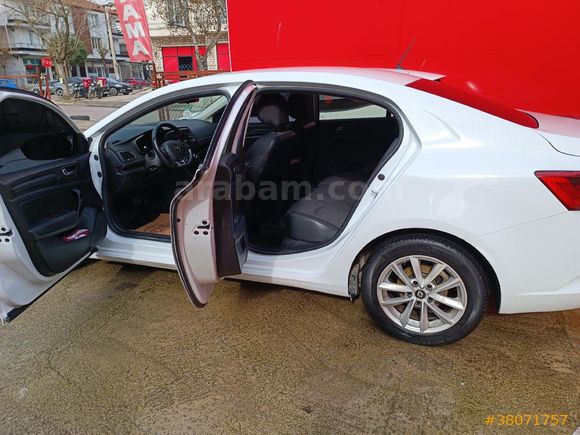 Sahibinden Renault Megane 1.5 Blue DCI Touch 2019 Model