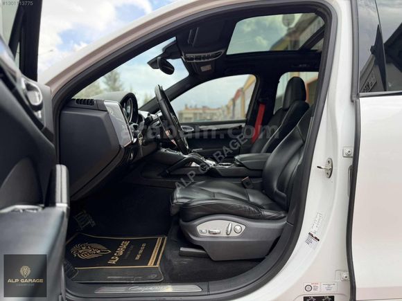 PORSCHE-CAYENNE-BAYİ-FACELİFT-AİRMATİC-VAKUM-CHRONO-KARBON